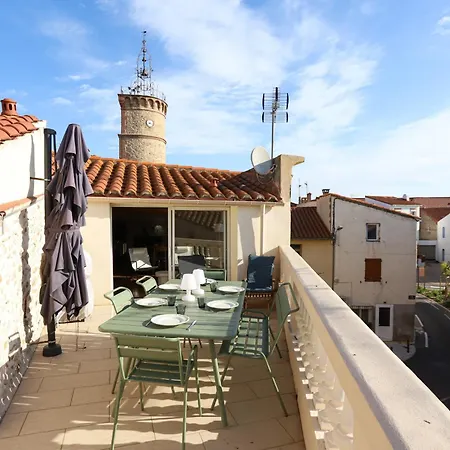 Holiday home Superbe Maison Avec Terrasse A Quelques Minutes Des Plages